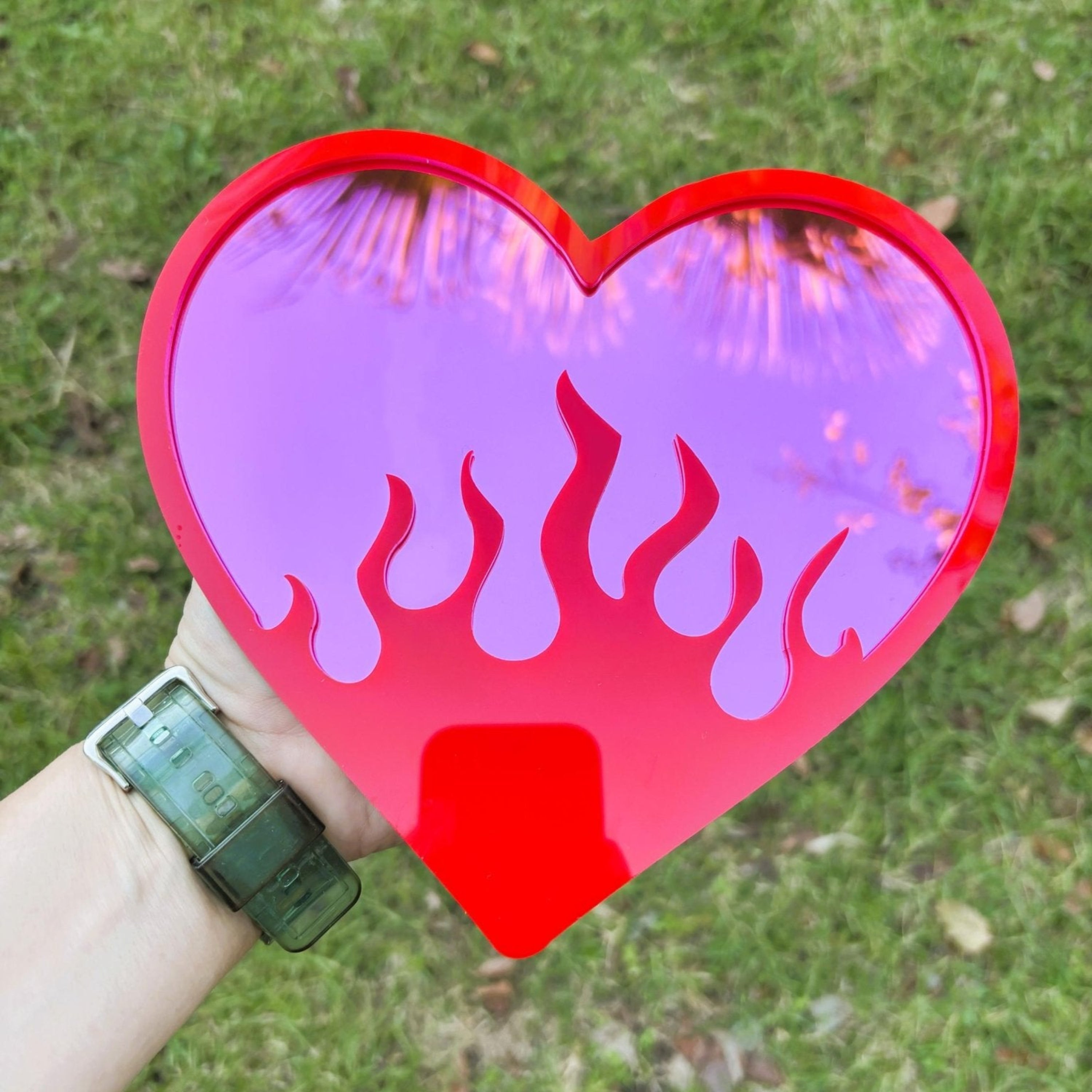 Burning Love Heart Mirror – MirrorPop