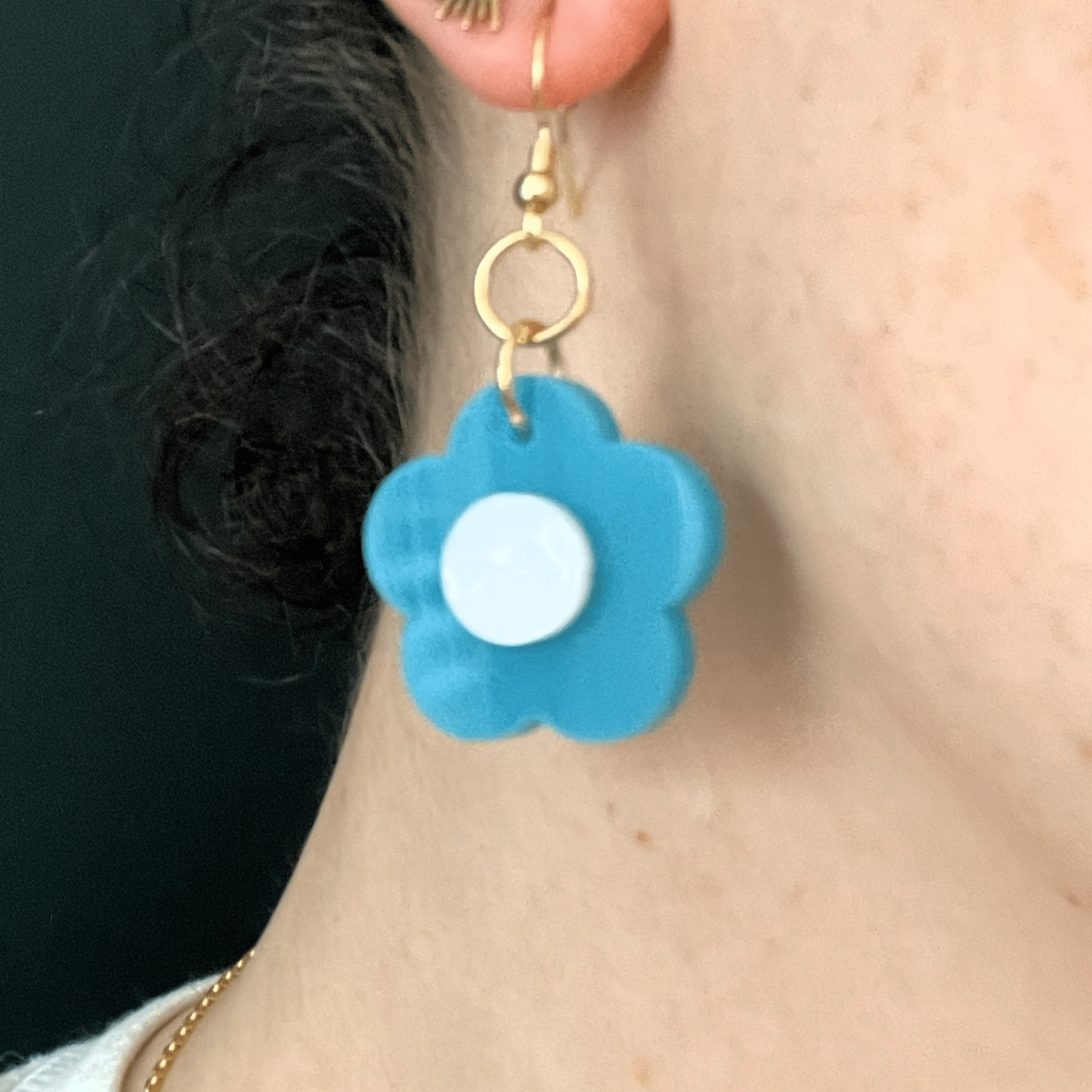 Pearlescent Funky Flower Earrings: White & Teal Flower with Gold Jewelry - by MirrorPop. Handmade acrylic art.